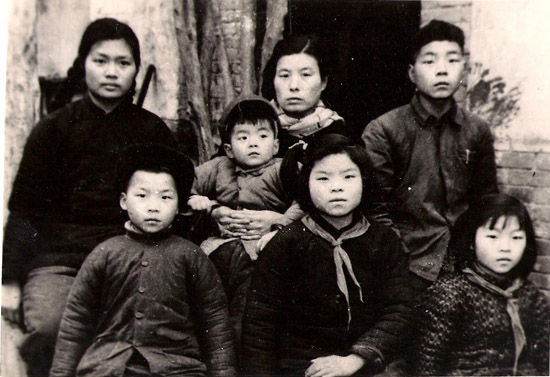 家人合影.jpg